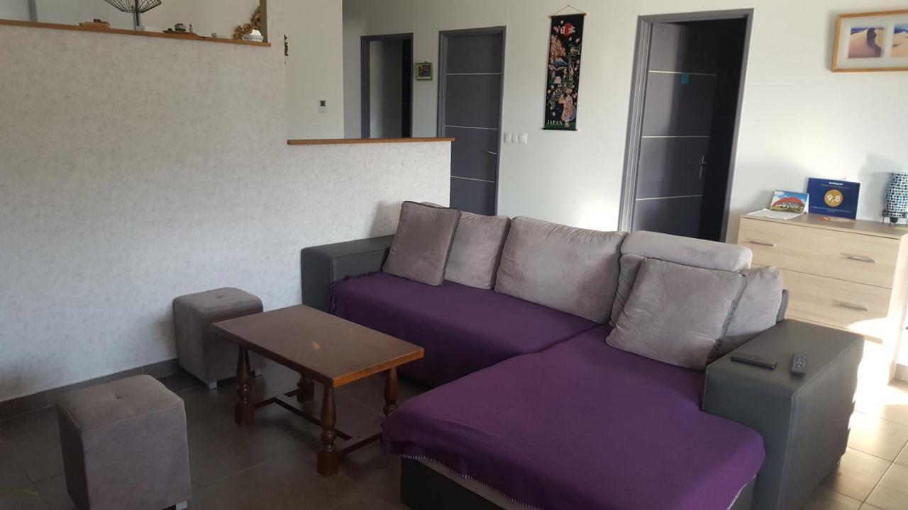 1 Chambre Avec Salle De Bain Privative Ds Maison Plain-Pied 105M2 A Montfaucon 10 Minutes De Besancon Ngoại thất bức ảnh